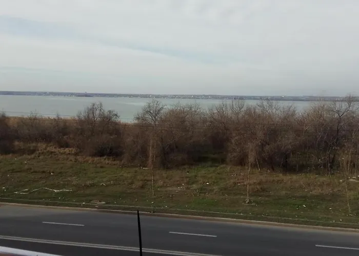 Lux Summerland Mamaia *